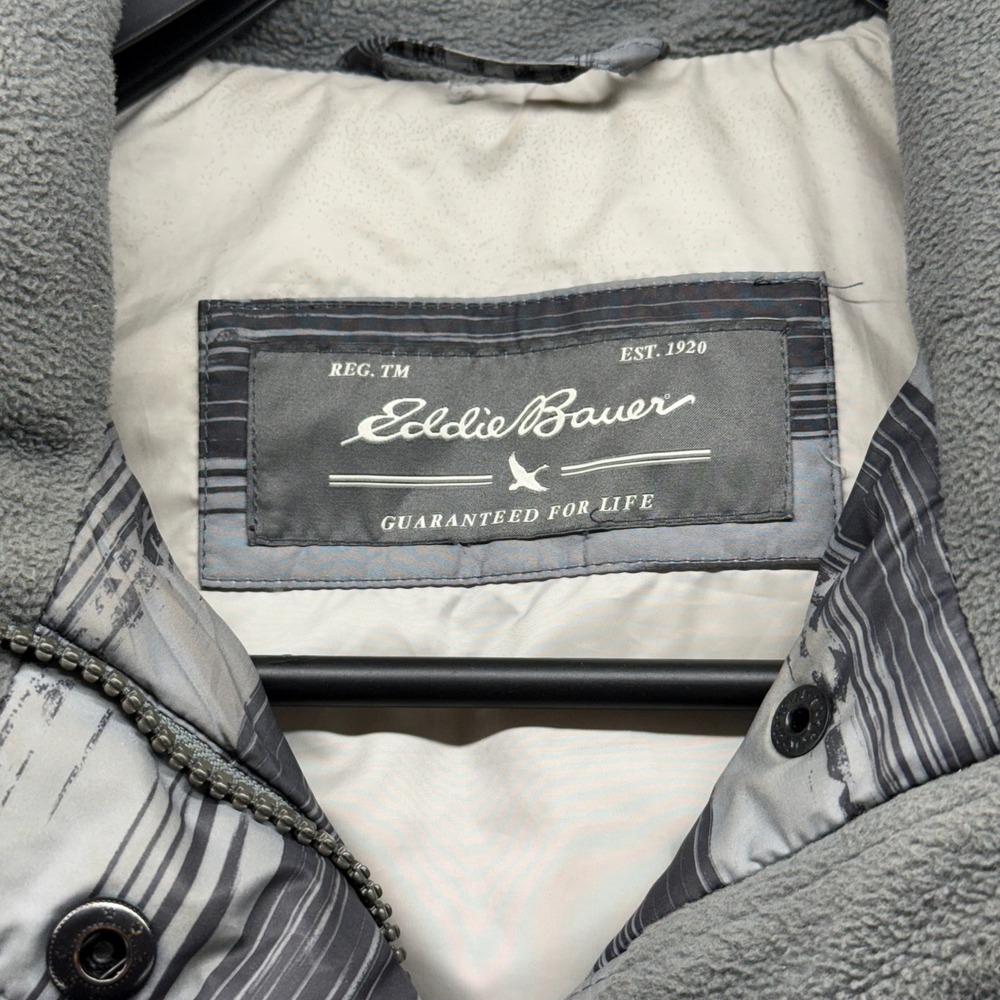 Eddie Bauer Puffer Coat Women Gray Geometric Print Full Zip Down Filled - Picture 4 of 9